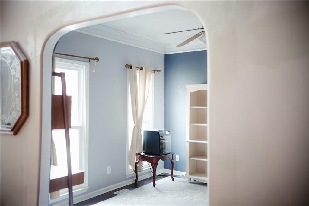 2932 Sunset View Circle Suwanee, GA 30024 - Photo 7 of 44 a view of a livingroom with furniture and a window