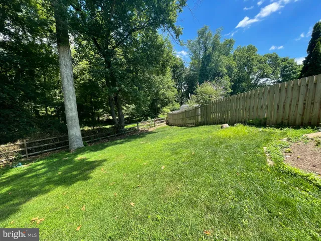 $2,900 | 19605 Kilcreggan Way, Gaithersburg, MD 20879