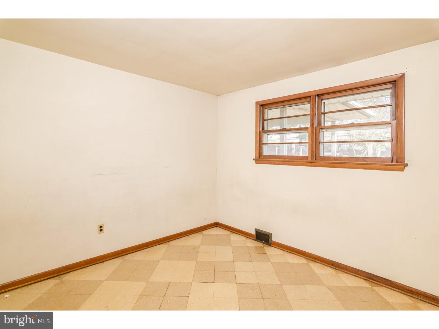 153 Hickory Corner Road Hightstown, NJ 08520 - Photo 17 of 25 Bedroom