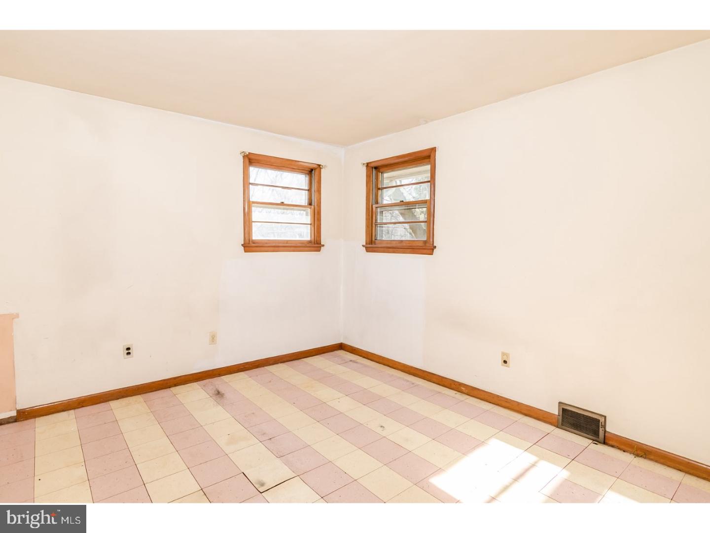 153 Hickory Corner Road Hightstown, NJ 08520 - Photo 21 of 25 Bedroom