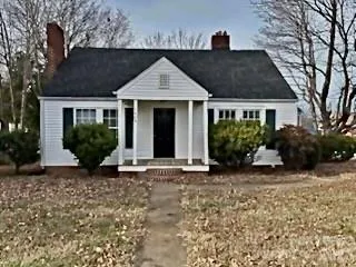 $1,595 | 1402 South Main Street, Lexington, NC 27292