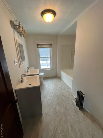 $3,500 | 5 Elm Street, Middletown, NY 10940