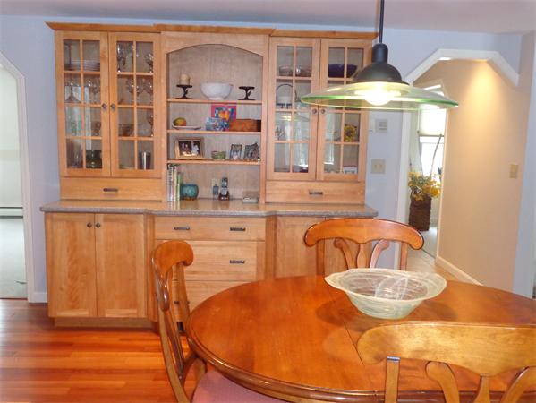 12 Ellsworth Road Andover, MA 01810 - Photo 5 of 10 Gallery Image 5