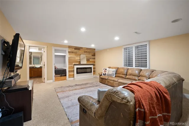 $900,000 | 3559 Craftsbury Drive, Highlands Ranch, CO 80126