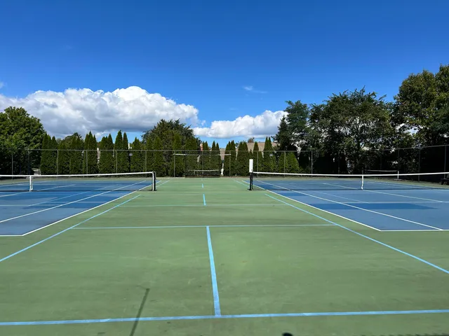 a view of a tennis court