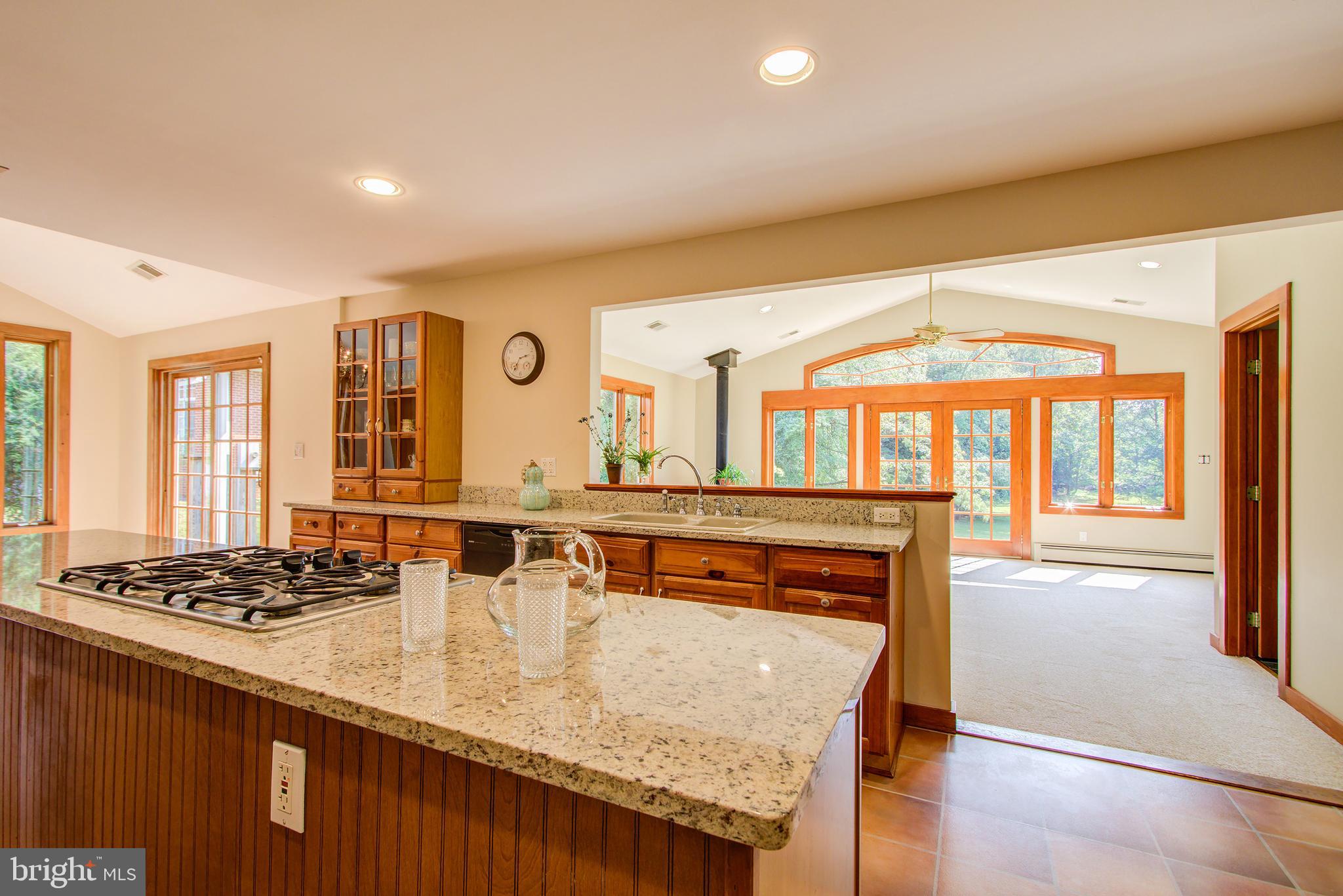 13746 Notley Road Silver Spring, MD 20904 - Photo 10 of 37 Inviting and Open