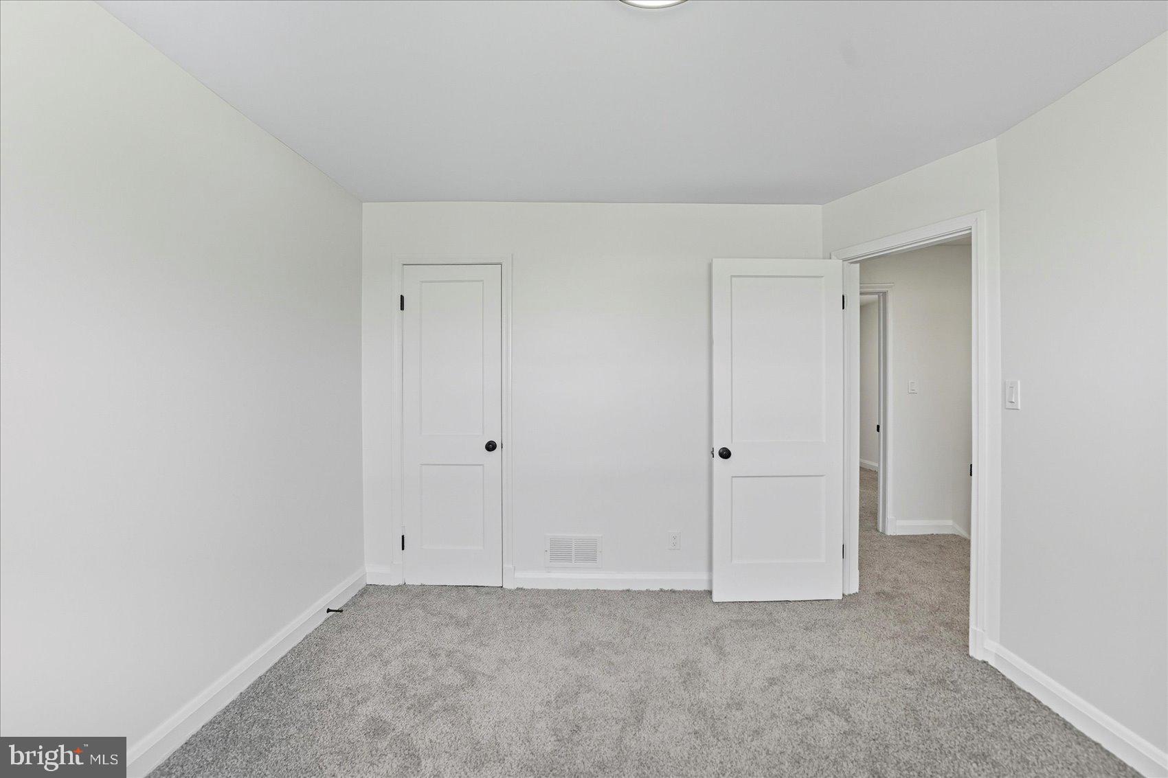 7443 Lawrence Road Baltimore, MD 21222 - Photo 23 of 39 Gallery Image 23