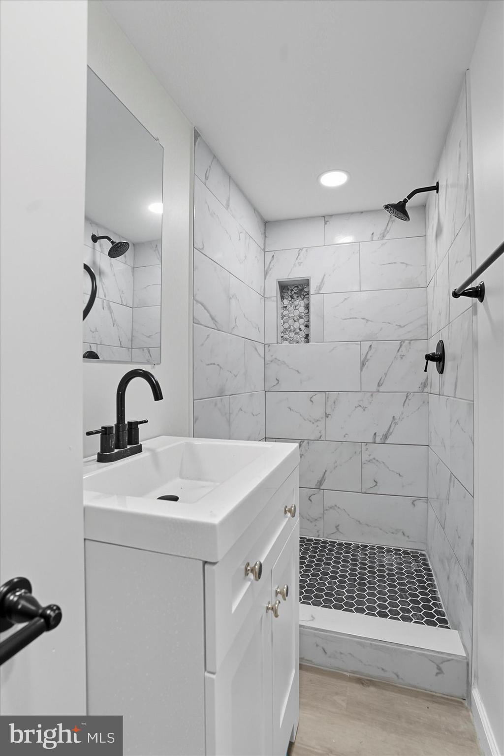 7443 Lawrence Road Baltimore, MD 21222 - Photo 31 of 39 Gallery Image 31
