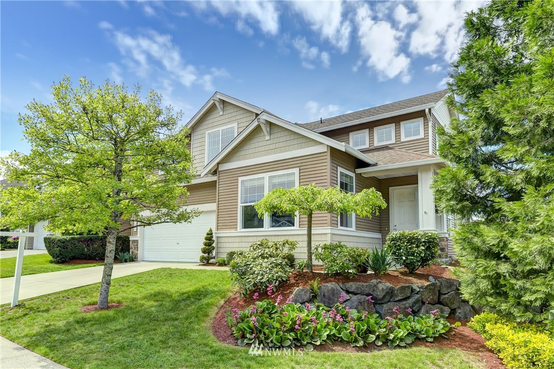 27507 Maple Ridge Way Southeast Maple Valley, WA 98038 - Photo 2 of 25