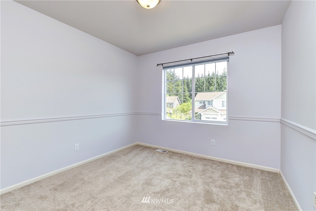 27507 Maple Ridge Way Southeast Maple Valley, WA 98038 - Photo 20 of 25