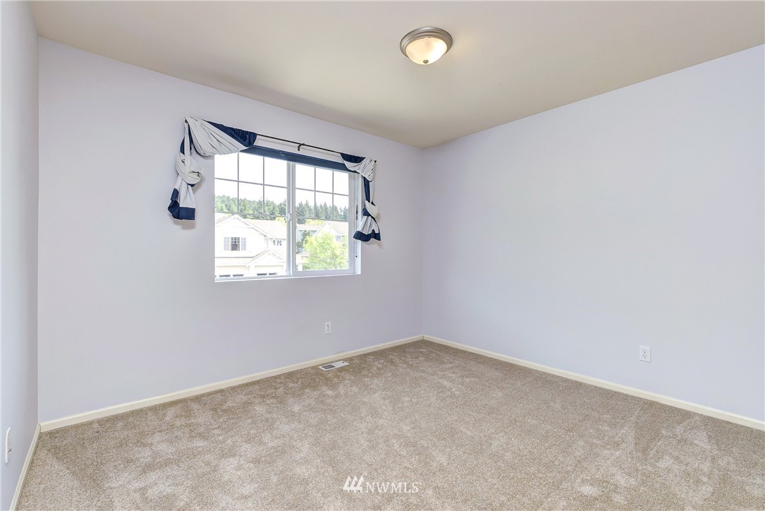 27507 Maple Ridge Way Southeast Maple Valley, WA 98038 - Photo 21 of 25