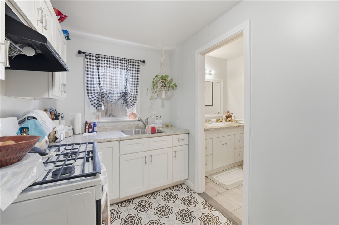 62 Heath Street Providence, RI 02909 - Photo 14 of 38