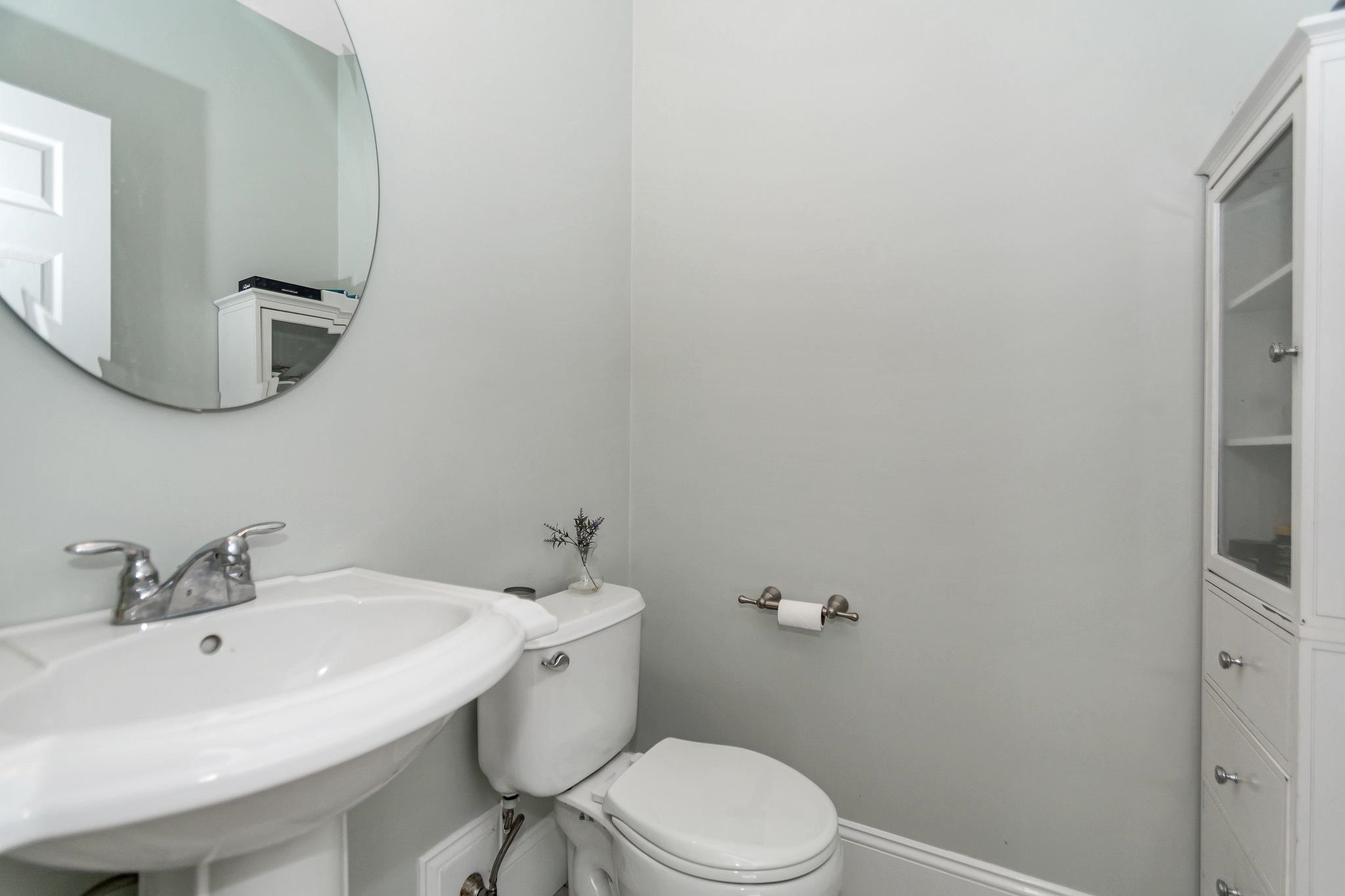 19 Edinburgh Road Windham, NH 03087 - Photo 14 of 40