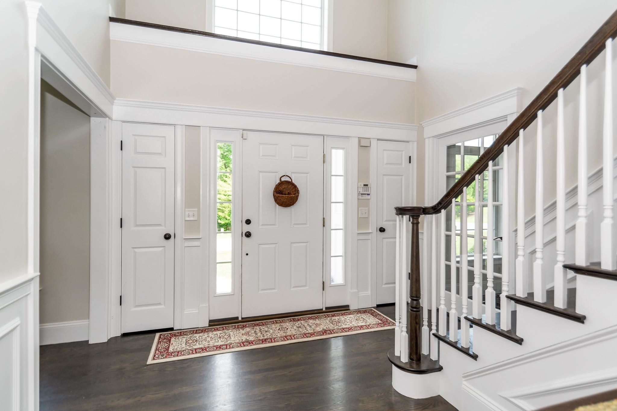 19 Edinburgh Road Windham, NH 03087 - Photo 3 of 40