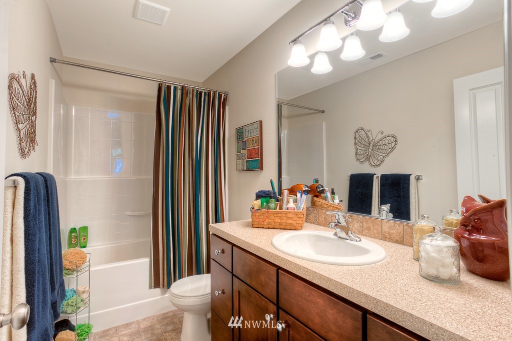 3417 195th Place Southeast, Unit 5 Bothell, WA 98012 - Photo 9 of 15 Gallery Image 9
