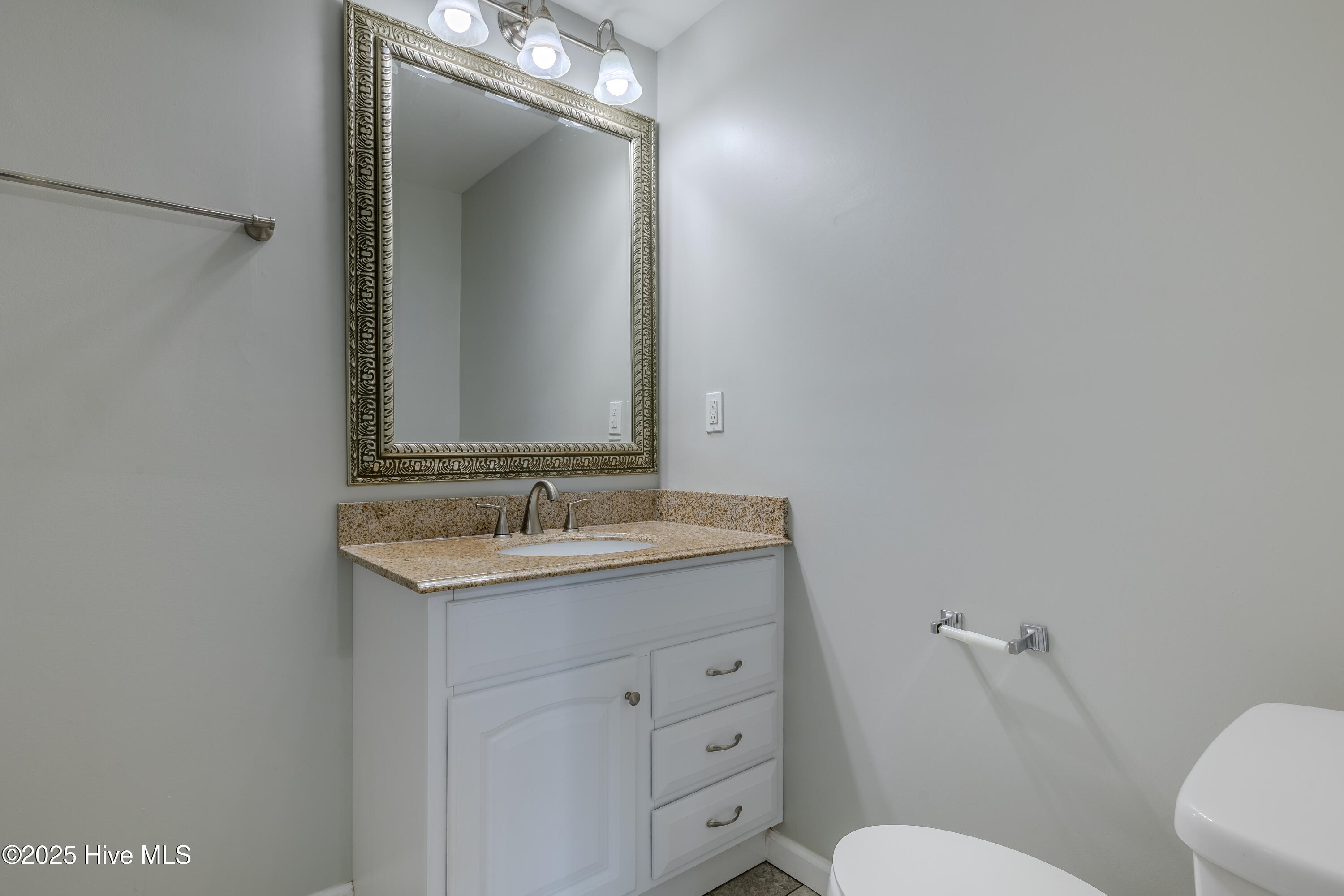 214 Kenneth Boulevard Havelock, NC 28532 - Photo 17 of 29 214 Kenneth Blvd-6