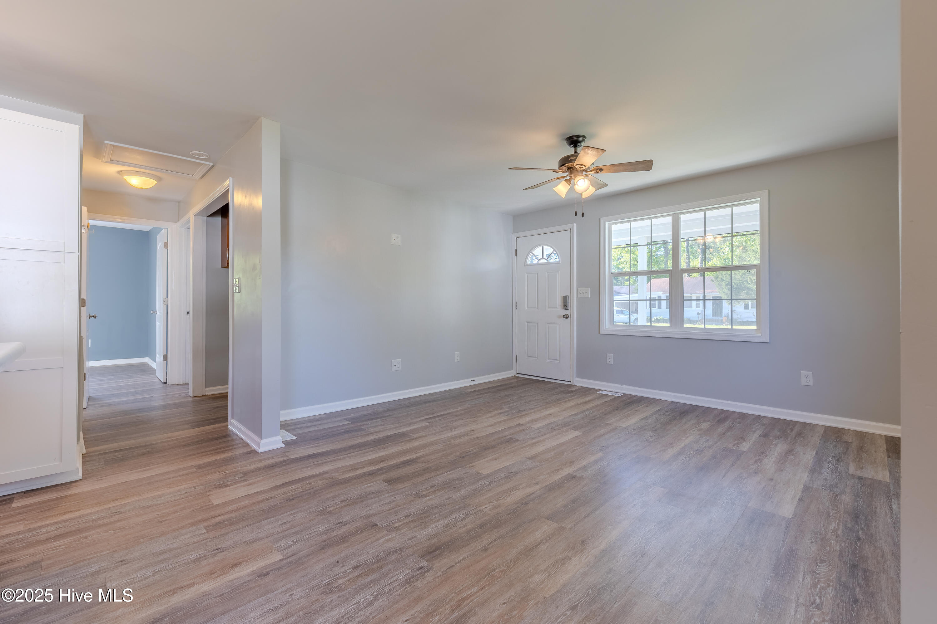 214 Kenneth Boulevard Havelock, NC 28532 - Photo 6 of 29 214 Kenneth Blvd-1