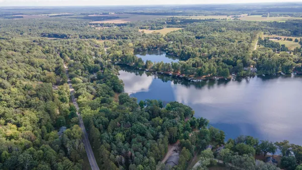 $590,000 | N3903 Lakeside Lane, Wautoma, WI 54982