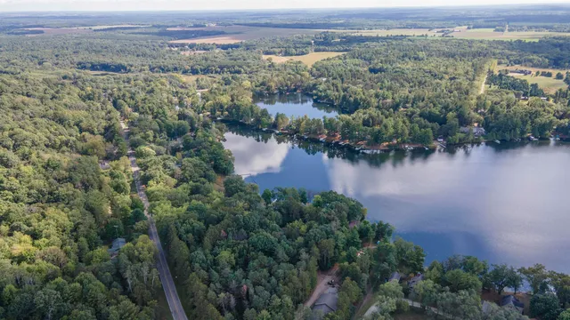 $650,000 | N3903 Lakeside Lane, Wautoma, WI 54982