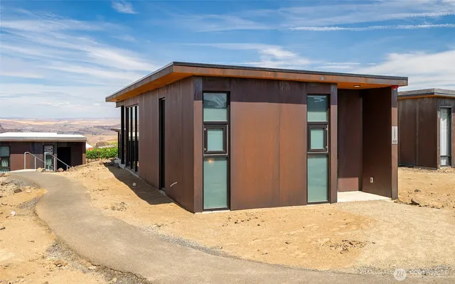 a house view with a outdoor space