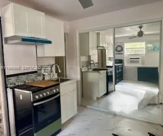 $1,250 | 3811 Southwest 60th Terrace, Unit STUDIO, Davie, FL 33314