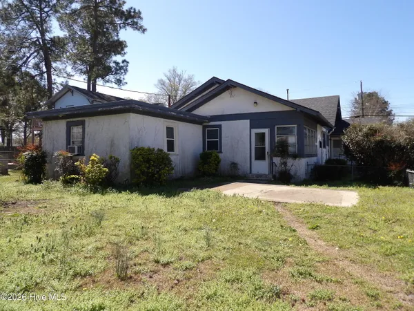 $155,000 | 201 East Thompson Avenue, Stantonsburg, NC 27883