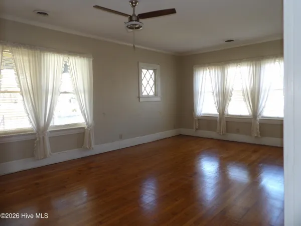 $155,000 | 201 East Thompson Avenue, Stantonsburg, NC 27883
