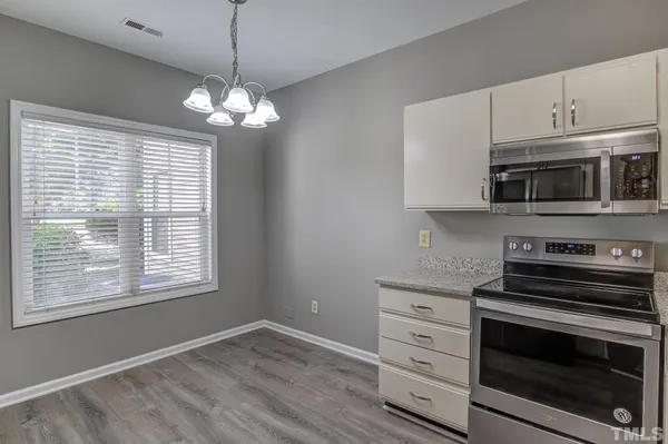 $1,695 | 6020 Winterpointe Lane, Unit 102, Raleigh, NC 27606
