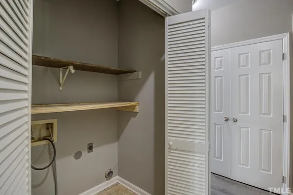 $1,695 | 6020 Winterpointe Lane, Unit 102, Raleigh, NC 27606