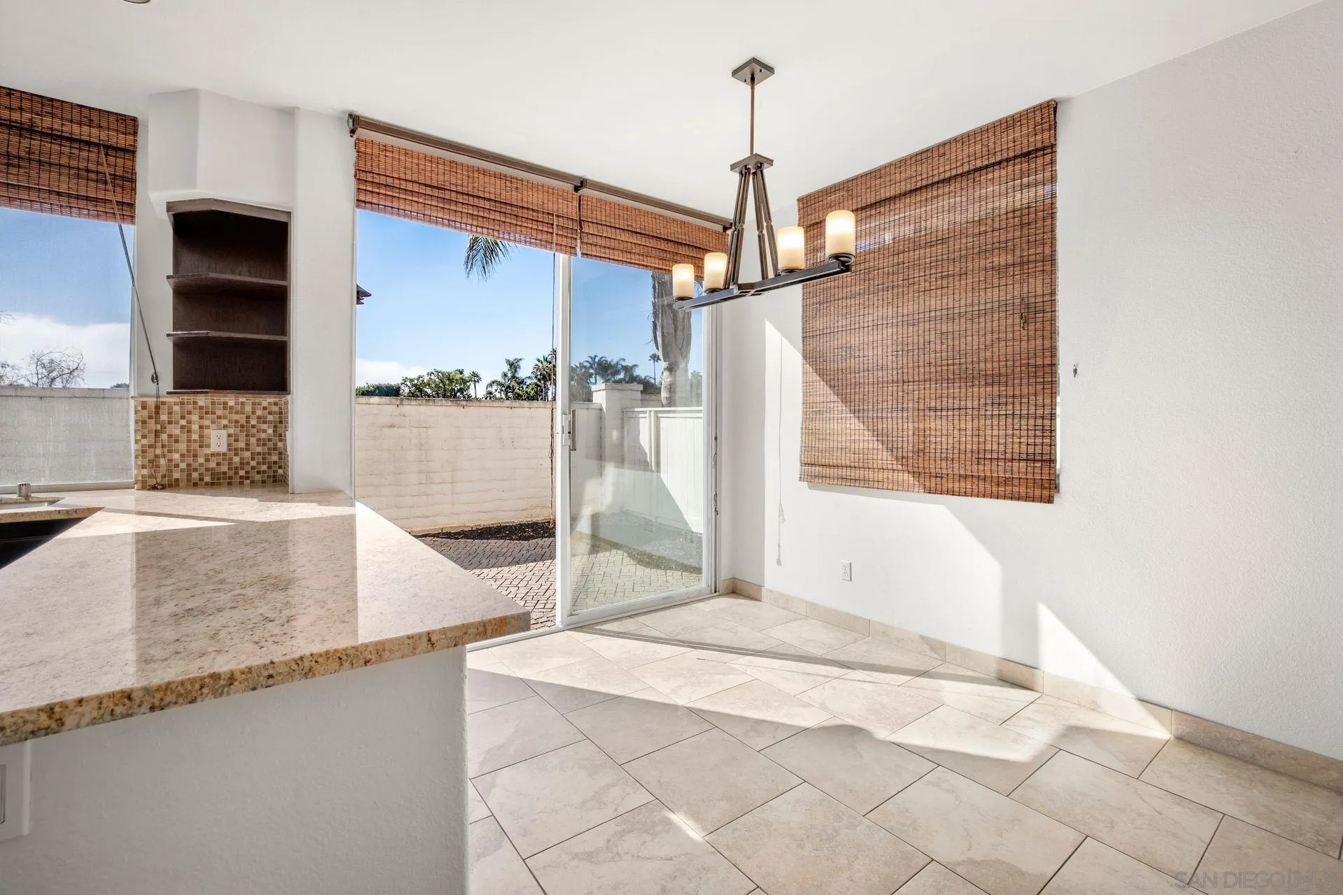418 Carmel Creeper Place Encinitas, CA 92024 - Photo 17 of 31 a very nice looking room with a large window