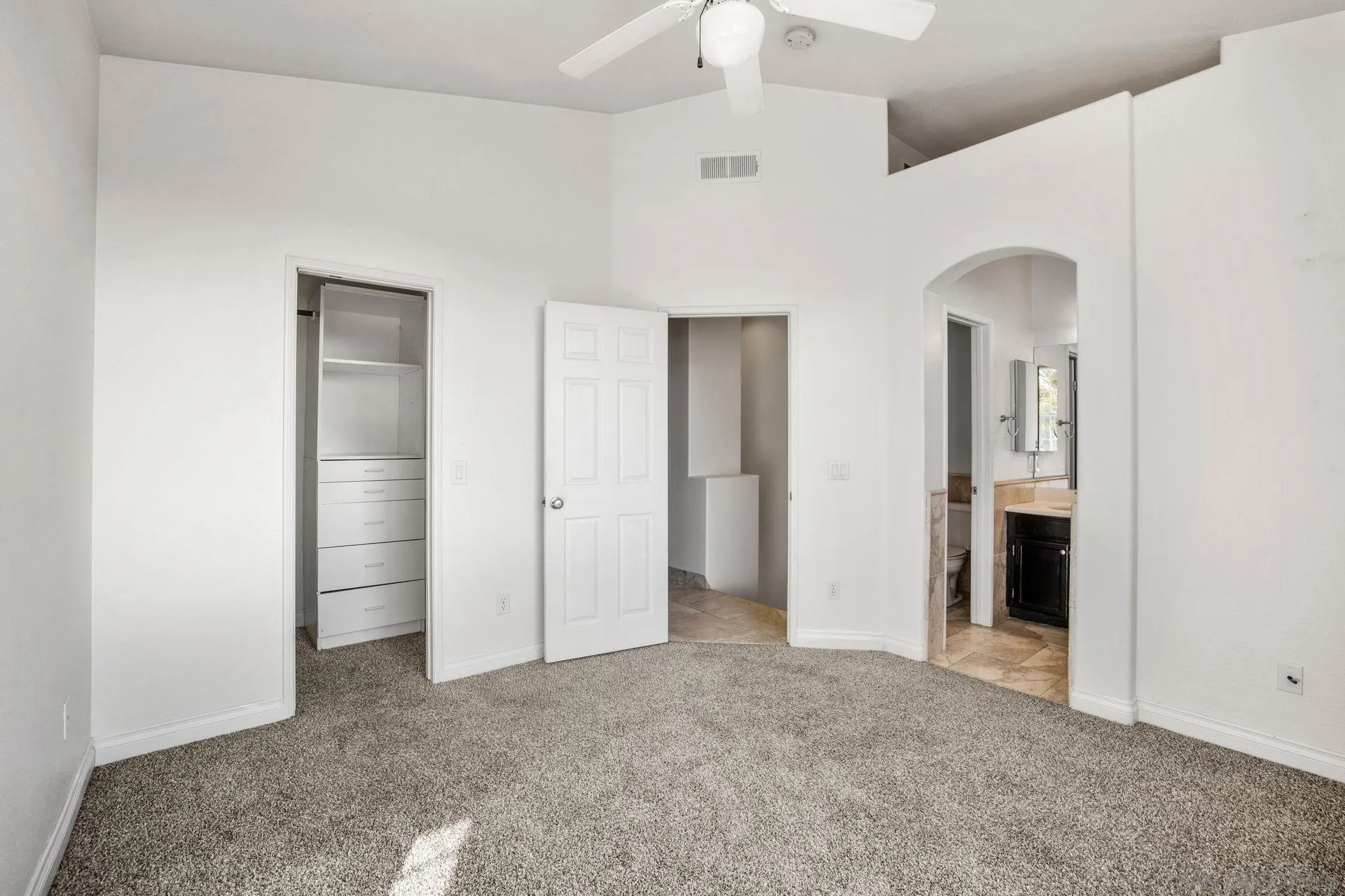 418 Carmel Creeper Place Encinitas, CA 92024 - Photo 26 of 31 a view of an empty room