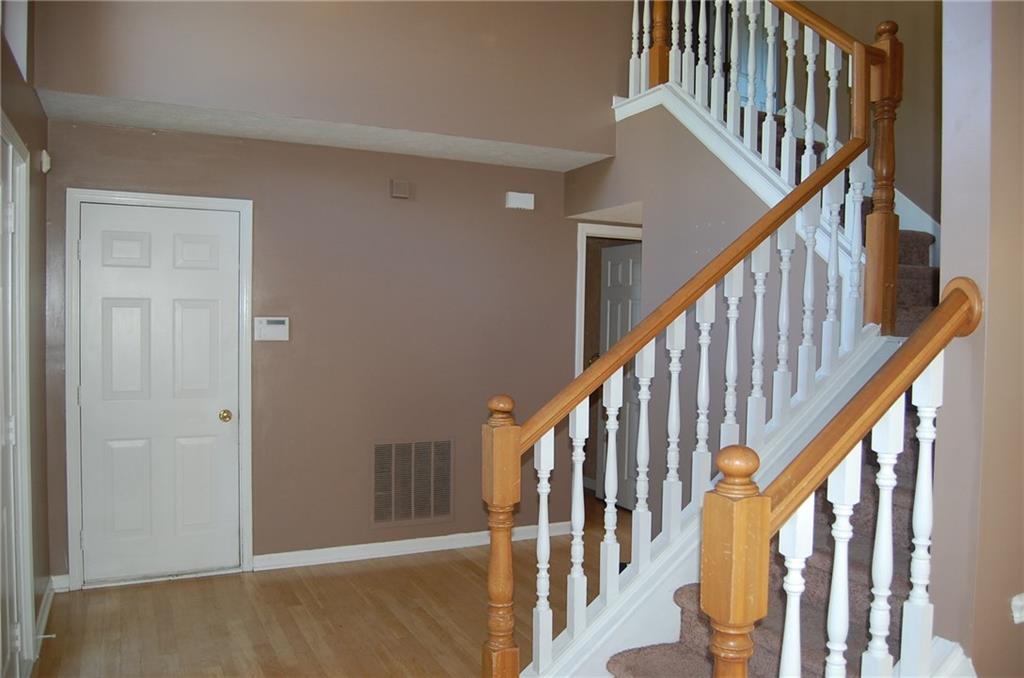 5314 Rippling Brook Way Carmel, IN 46033 - Photo 7 of 31 Gallery Image 7