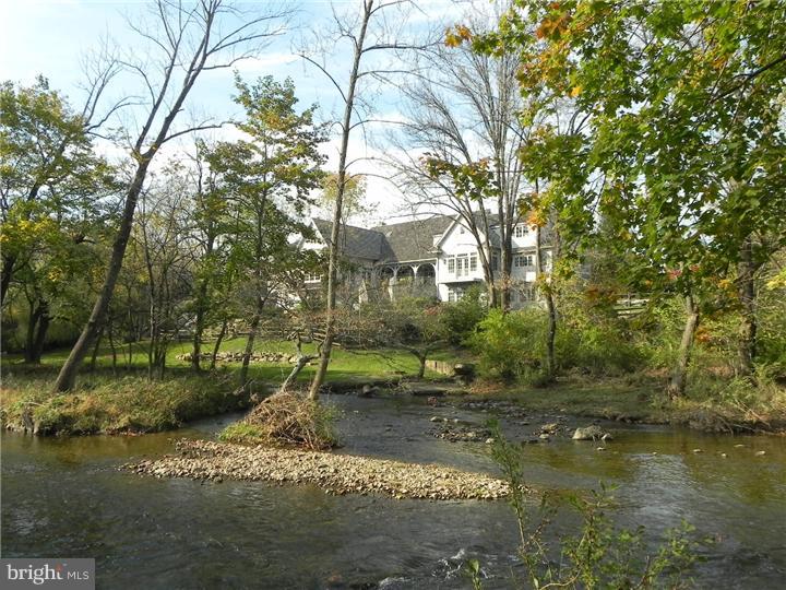 1740 Old Mill Road Bethlehem, PA 18015 - Photo 15 of 18 Gallery Image 15