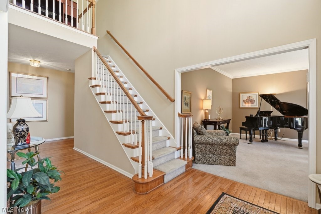 593 Brookstone Court Akron, OH 44321 - Photo 3 of 41 Foyer open to living room