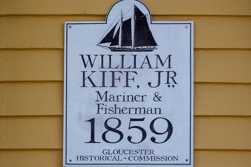 10 Fremont Street Gloucester, MA 01930 - Photo 26 of 37 a view of front door