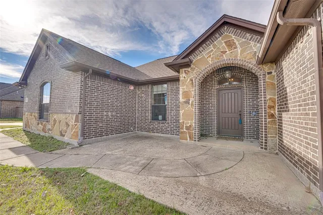 $380,000 | 1805 Kandy Lane, Kaufman, TX 75142