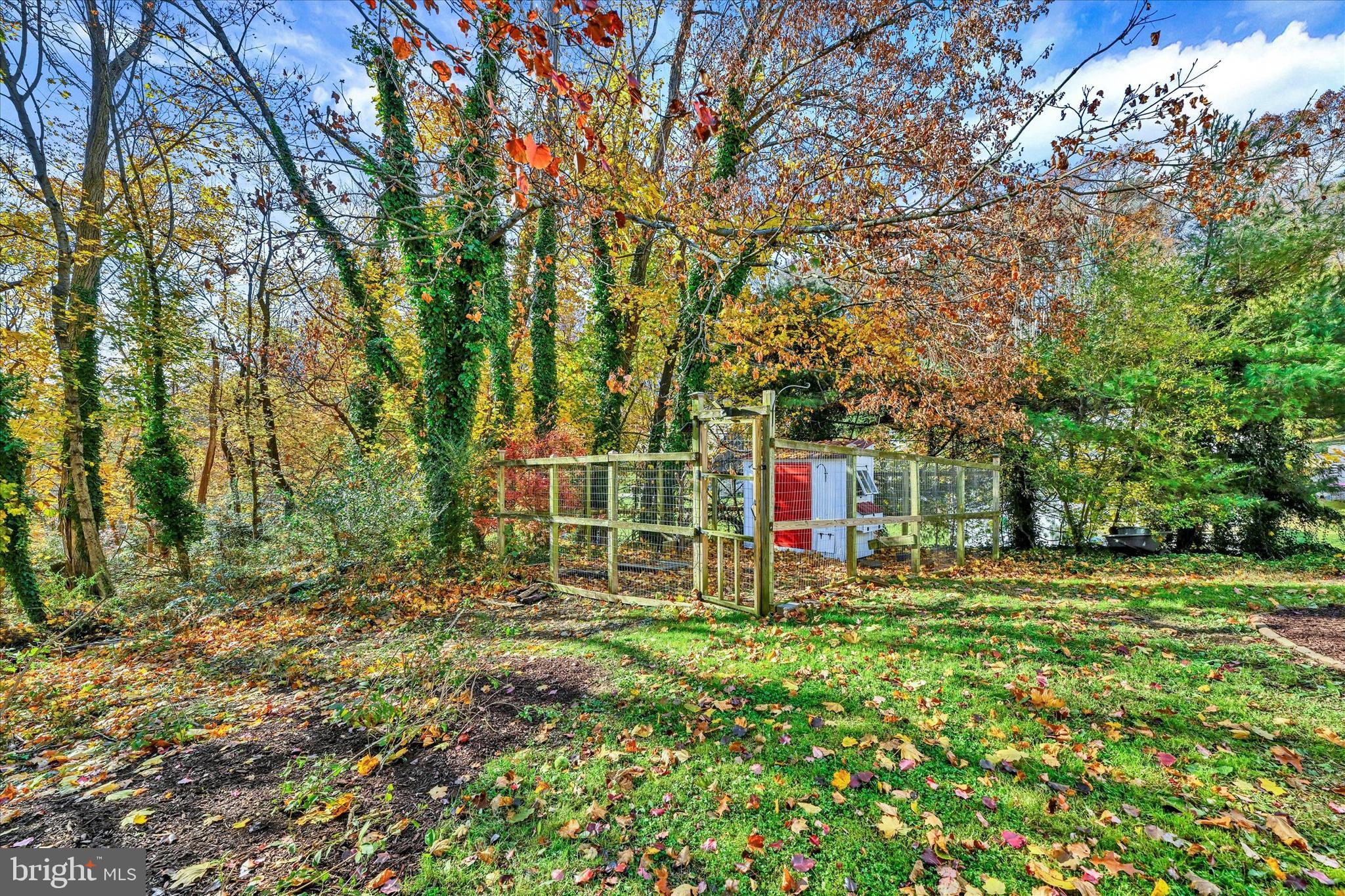 16535 Trenton Road Upperco, MD 21155 - Photo 29 of 41 Chicken coup