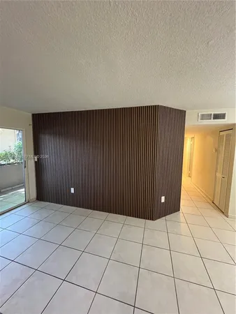 $3,100 | 4710 Northwest 102nd Avenue, Unit 10122, Doral, FL 33178