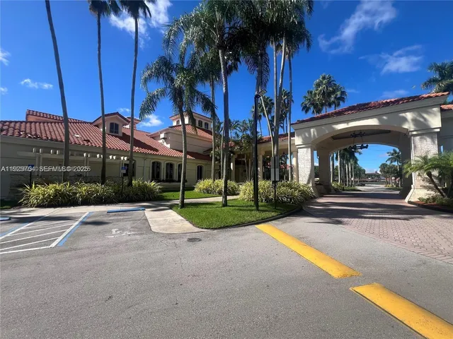 $3,000 | 4710 Northwest 102nd Avenue, Unit 10122, Doral, FL 33178