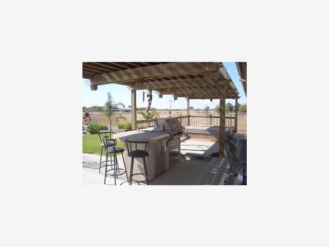 7227 Amerigo Road Stockton, CA 95215 - Photo 8 of 12 Gallery Image 8
