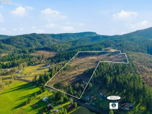 $899,900 | 31149 Camas Swale Road, Creswell, OR 97426