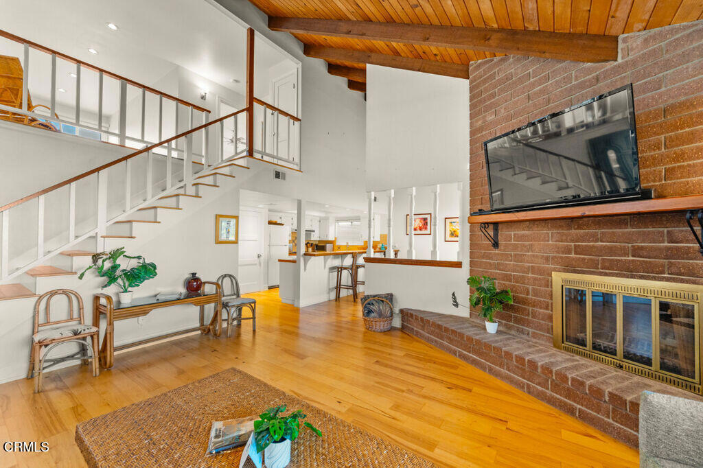 5003 Island View Street Oxnard, CA 93035 - Photo 28 of 30 a swimming pool with outdoor seating