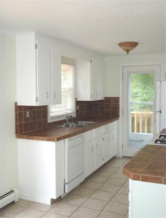 171 Totman Road Lowell, MA 01854 - Photo 4 of 12 Gallery Image 4