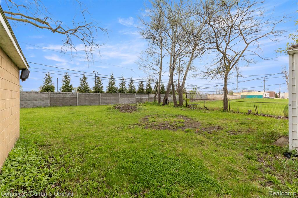 8070 West Point Street Taylor, MI 48180 - Photo 10 of 15