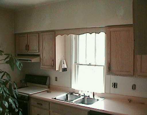 5687 Horning Road Pittsburgh, PA 15236 - Photo 6 of 8 Kitchen.