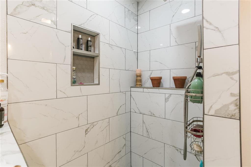 3809 Common Street Lake Charles, LA 70607 - Photo 12 of 15