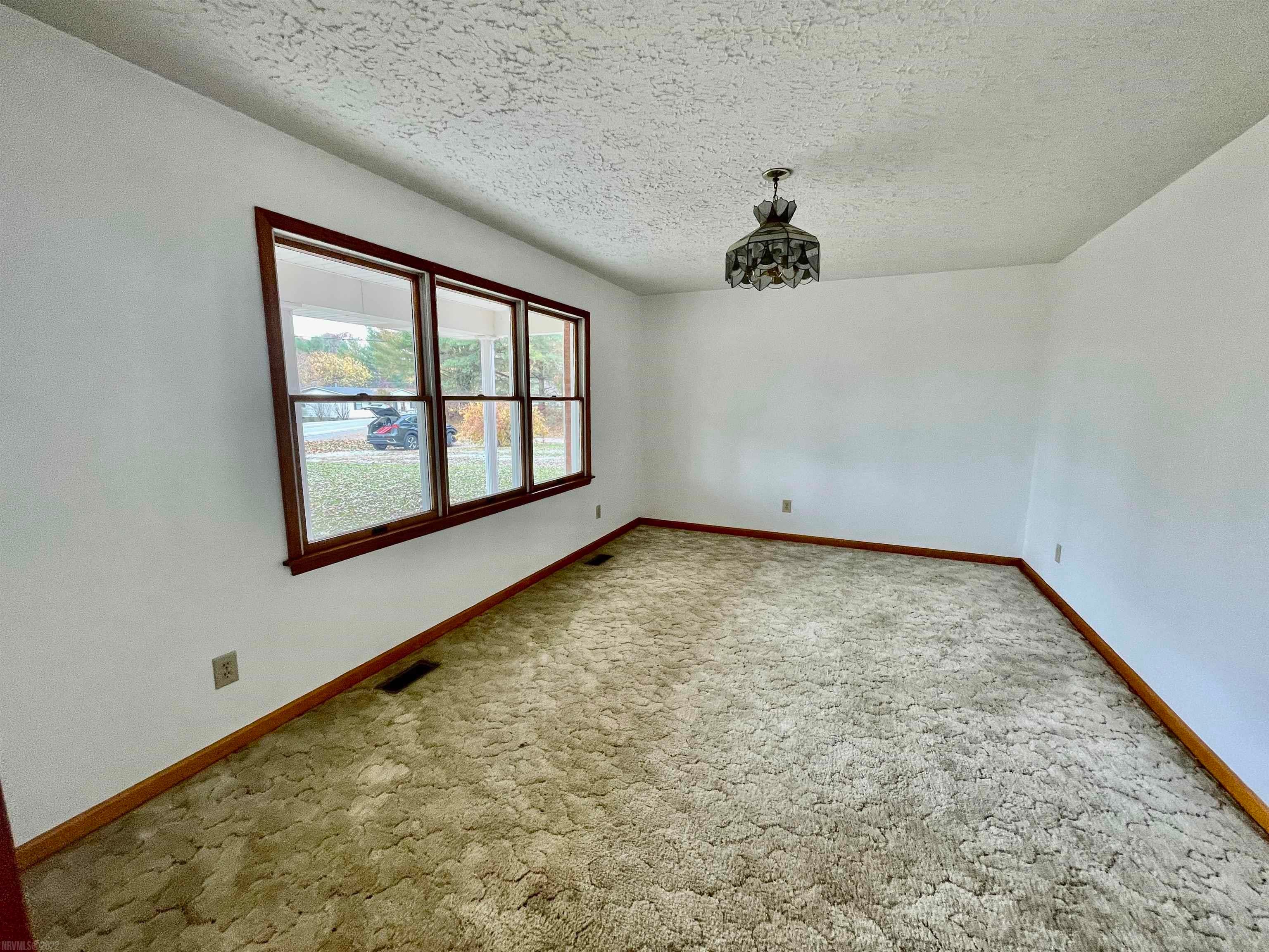 418 Merrimac Road Blacksburg, VA 24060 - Photo 4 of 25 Gallery Image 4