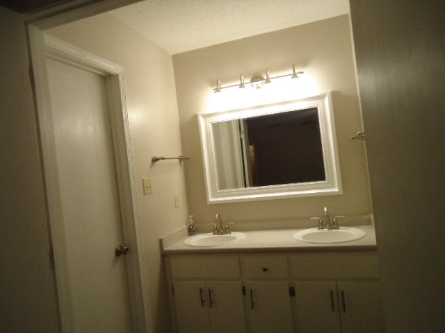 12297 Charlie Head Road Stapleton, AL 36578 - Photo 18 of 29 Master/ Vanity