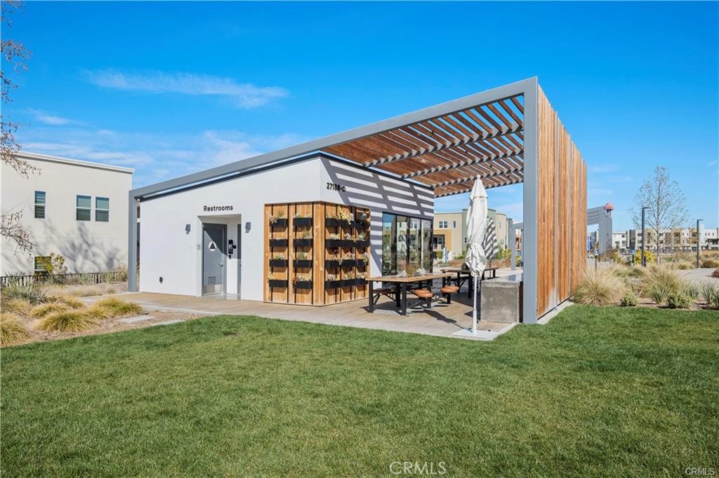 26799 Keystone Loop Valencia, CA 91381 - Photo 57 of 71