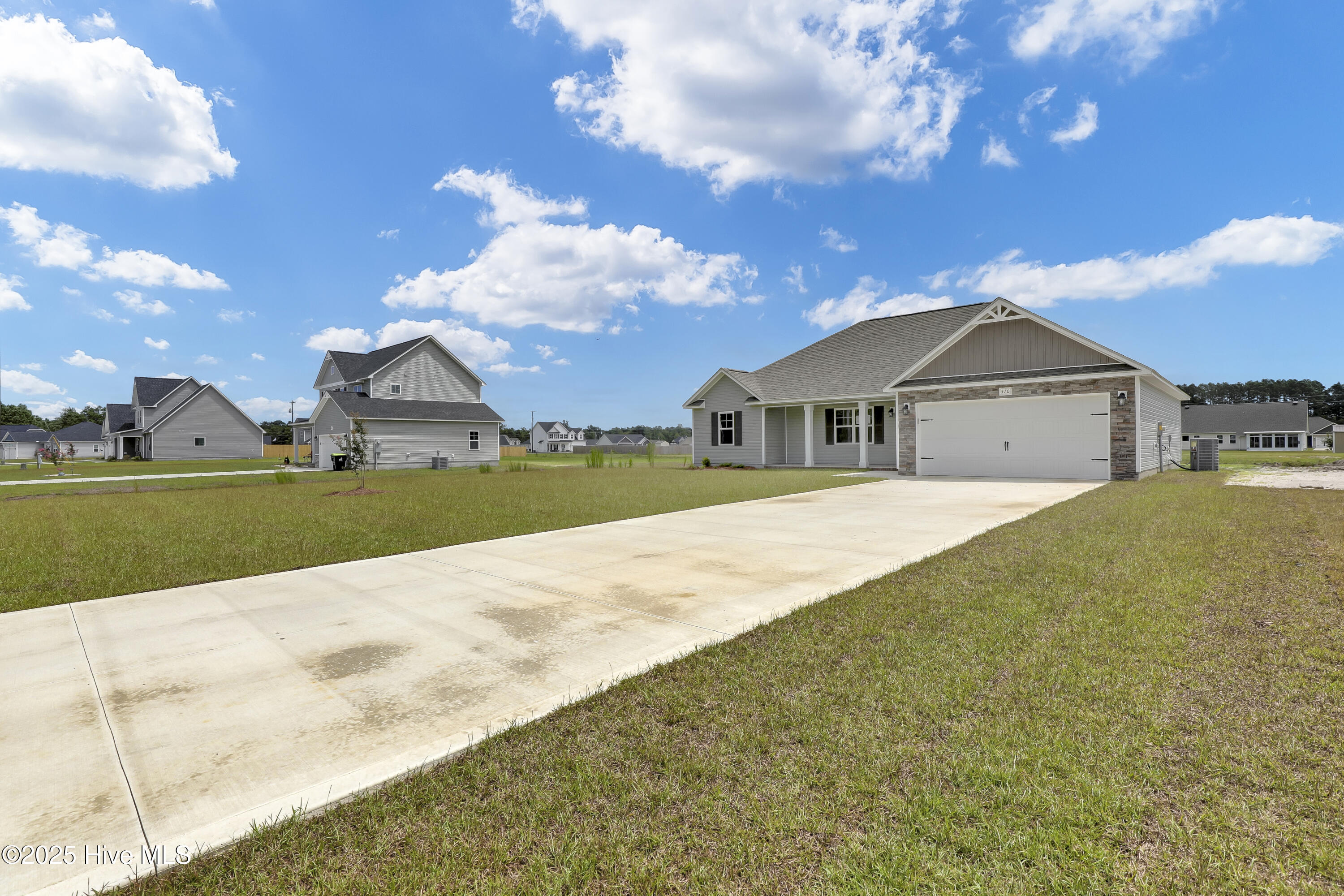 310 Cotton Hl Place, Unit LOT 108 Hubert, NC 28539 - Photo 3 of 26 6G8A5229